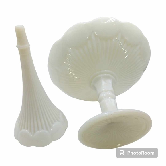 Vallerysthal France milkglass pedestal epergne - Picture 6 of 7